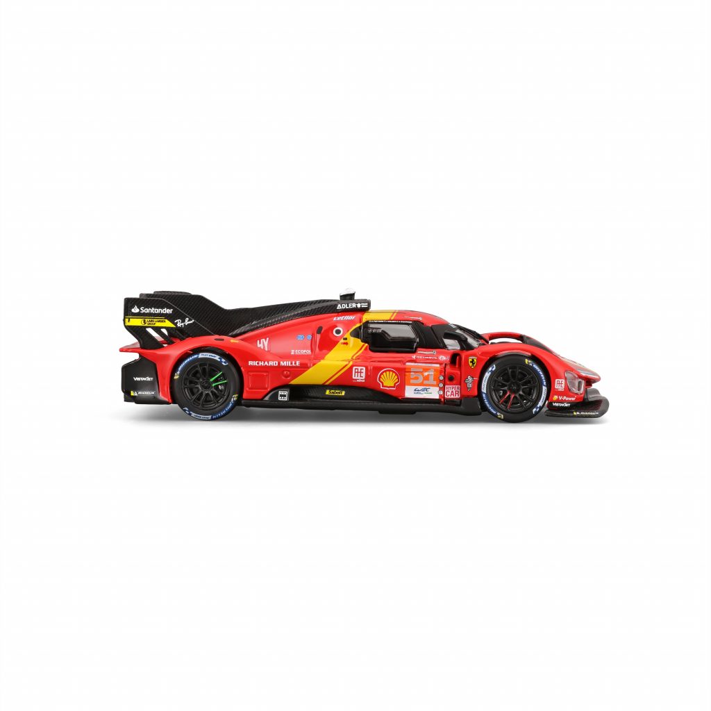 1:43 WEC 2025 - Ferrari 499P #51 Giovinazzi, Calado, Pier Guidi in Acrylic Box