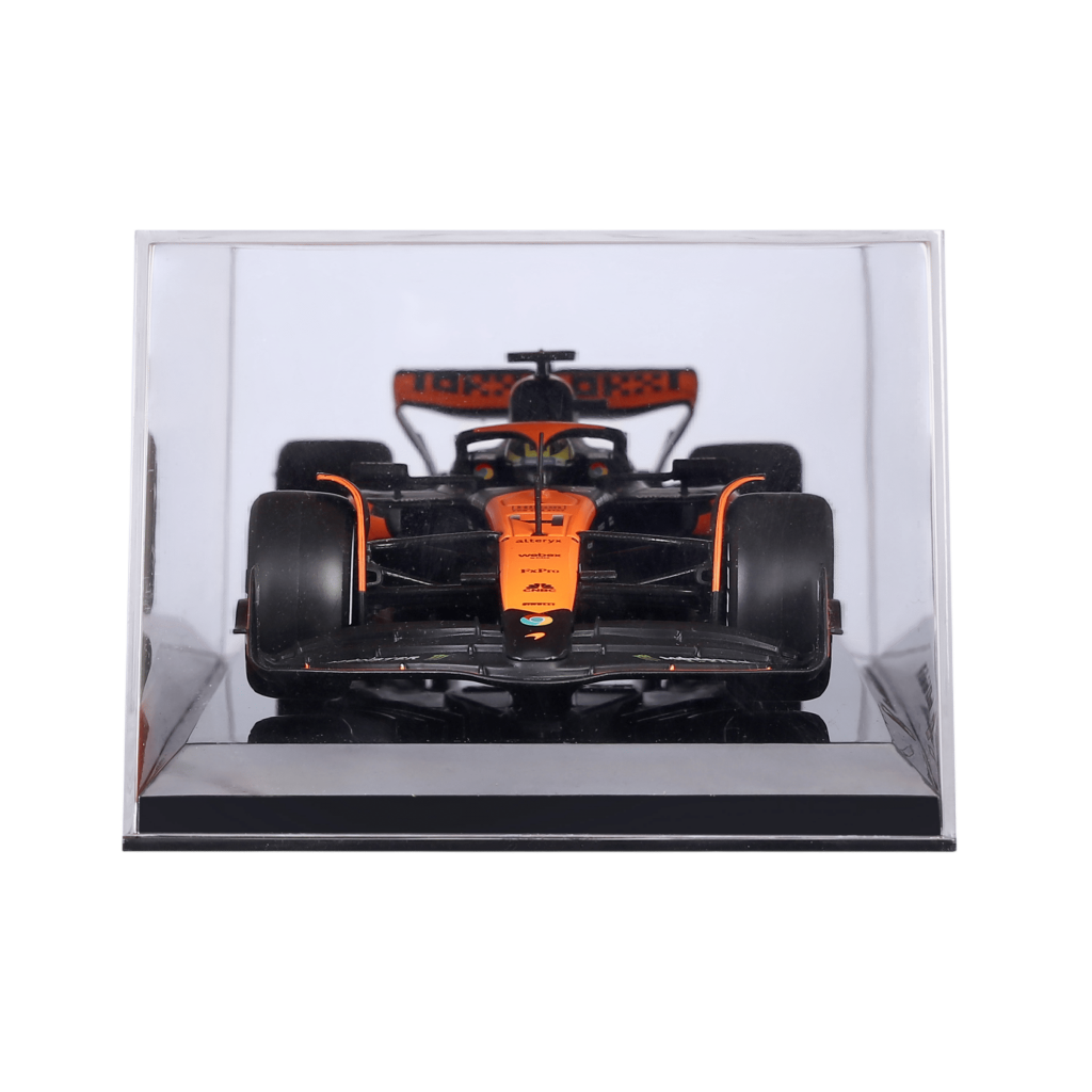 1:24 F1 2024 - McLaren MCL38 #4 Lando Norris in Acrylic Box