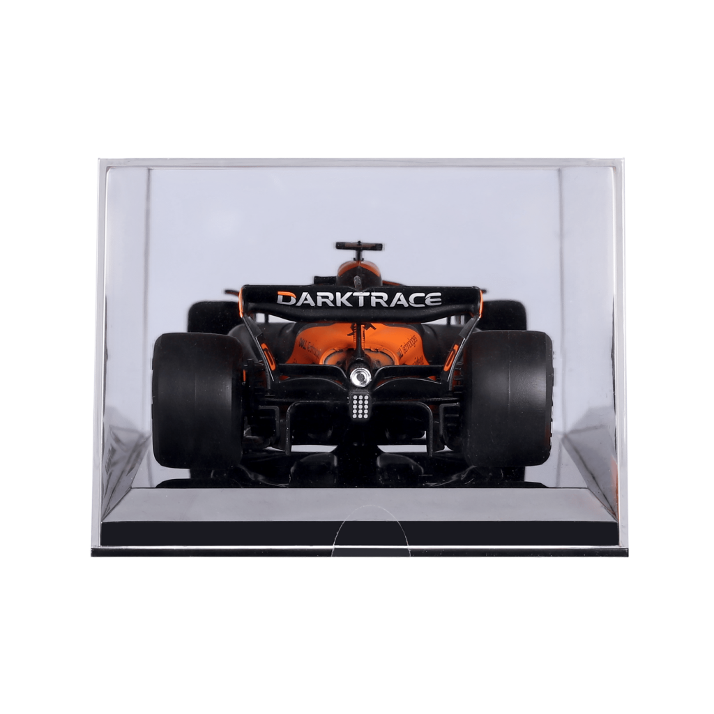 1:24 F1 2024 - McLaren MCL38 #4 Lando Norris in Acrylic Box