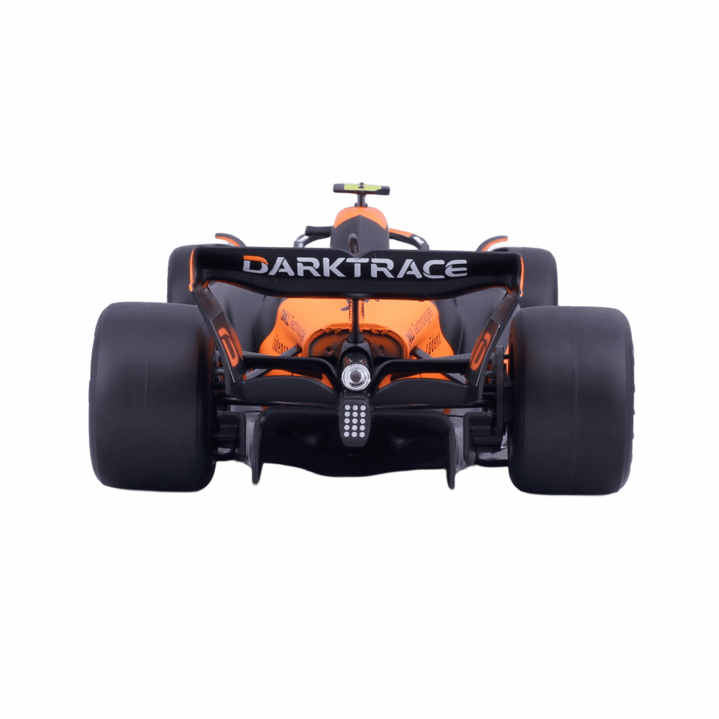 1:24 F1 2024 - McLaren MCL38 #4 Lando Norris in Acrylic Box