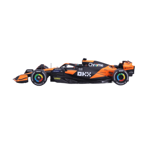 1:24 F1 2024 - McLaren MCL38 #81 Oscar Piastri in Acrylic Box - Image 9