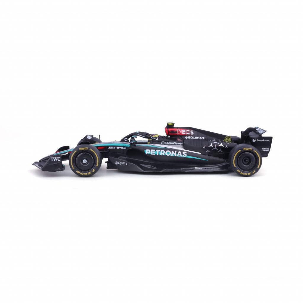 1:24 F1 2024 - Mercedes-AMG W15 #44 Lewis Hamilton in Acrylic Box