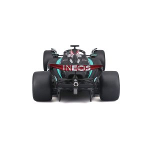 1:24 F1 2024 - Mercedes-AMG W15 #63 George Russell in Acrylic Box - Image 13