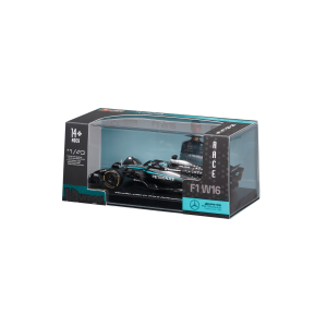 1:43 F1 2025 - Mercedes-AMG W16 #63 George Russell in Acrylic Box - Image 13