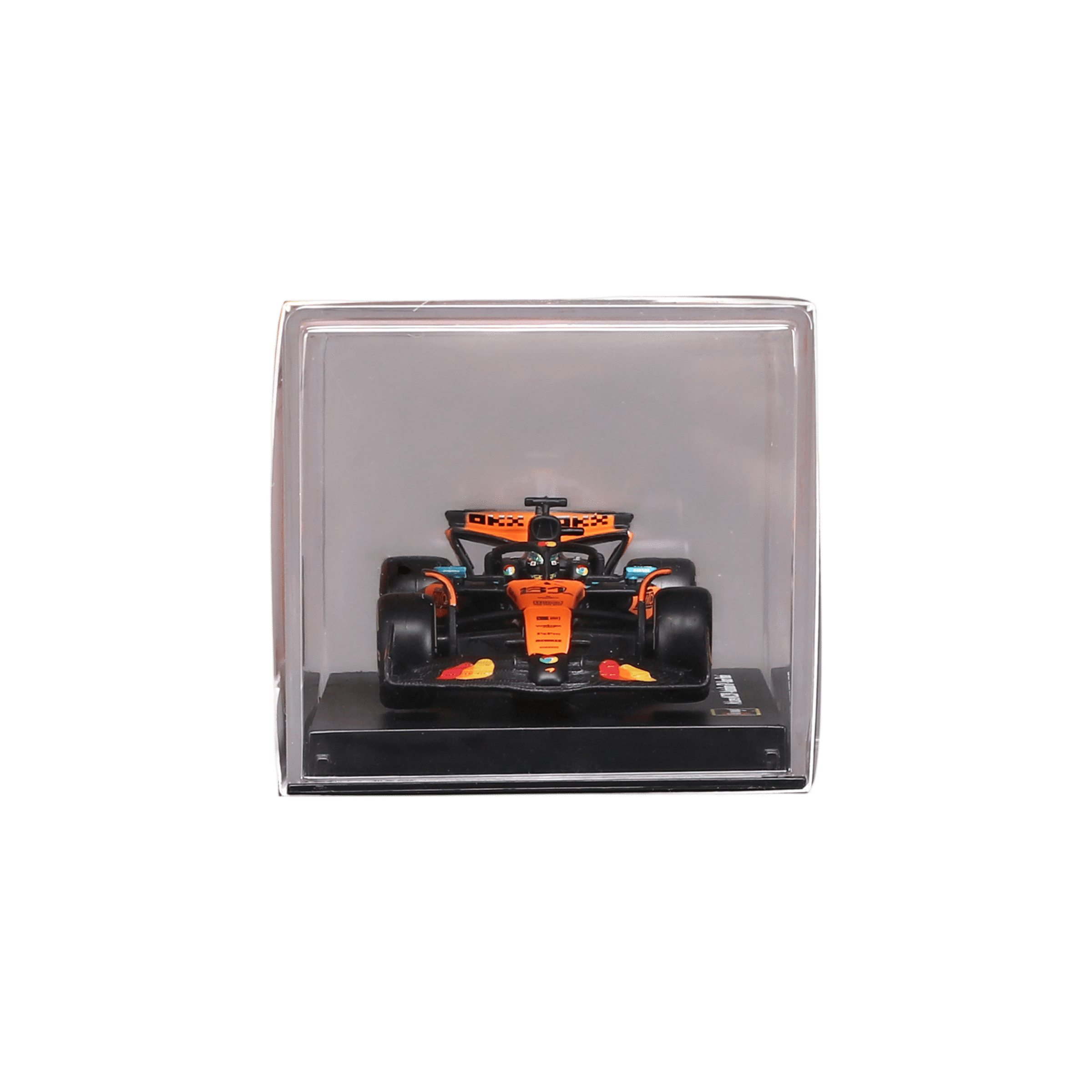 1:43 F1 2025 - McLaren MCL39 #81 Oscar Piastri in Acrylic Box - Image 14