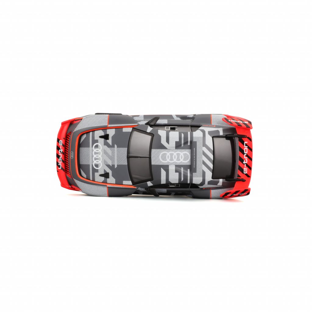 1:43 Bburago - Audi S1 E-Tron Quattro in Acrylic Box