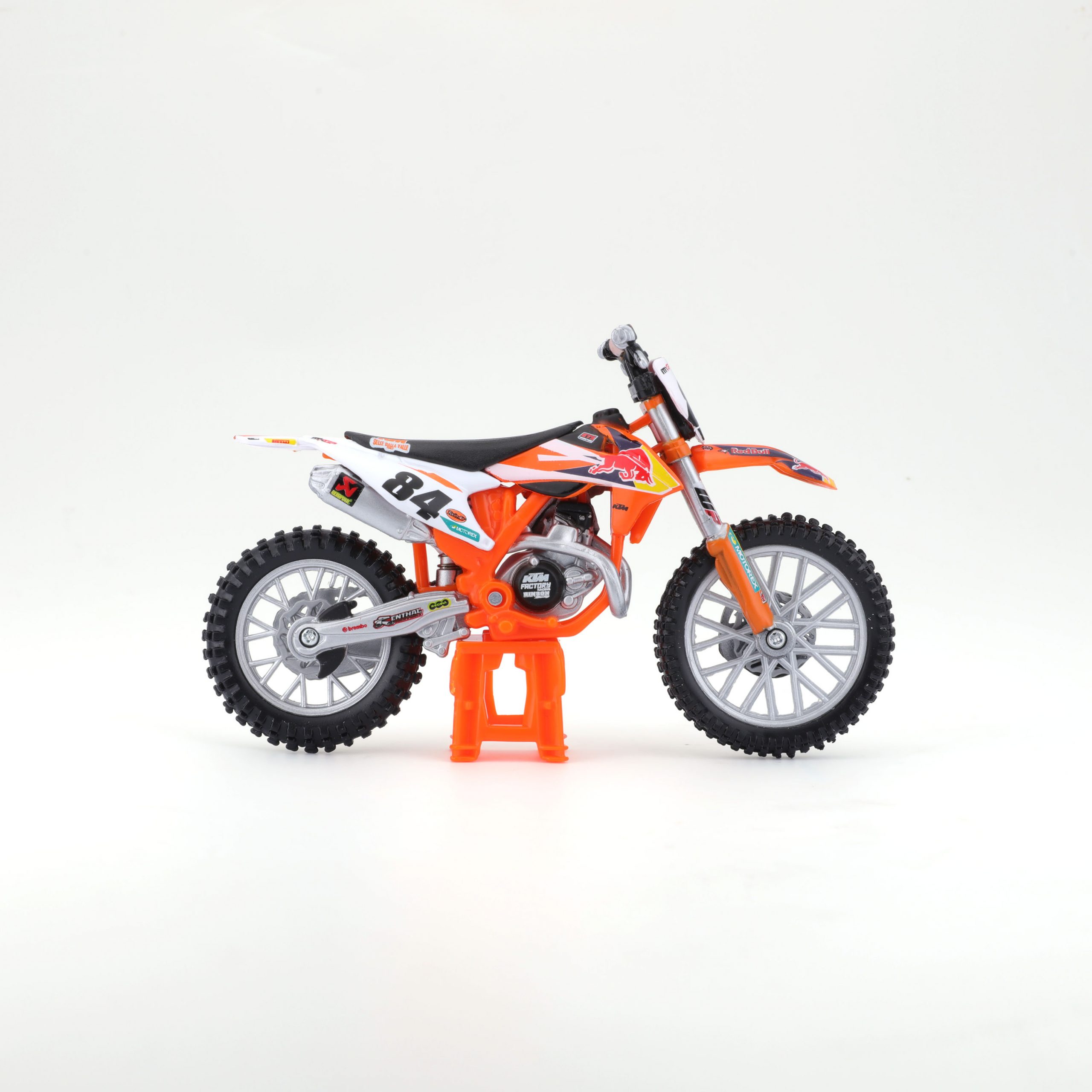1:18 Bburago Motorcycle - Red Bull KTM 450 SX-F - Image 3
