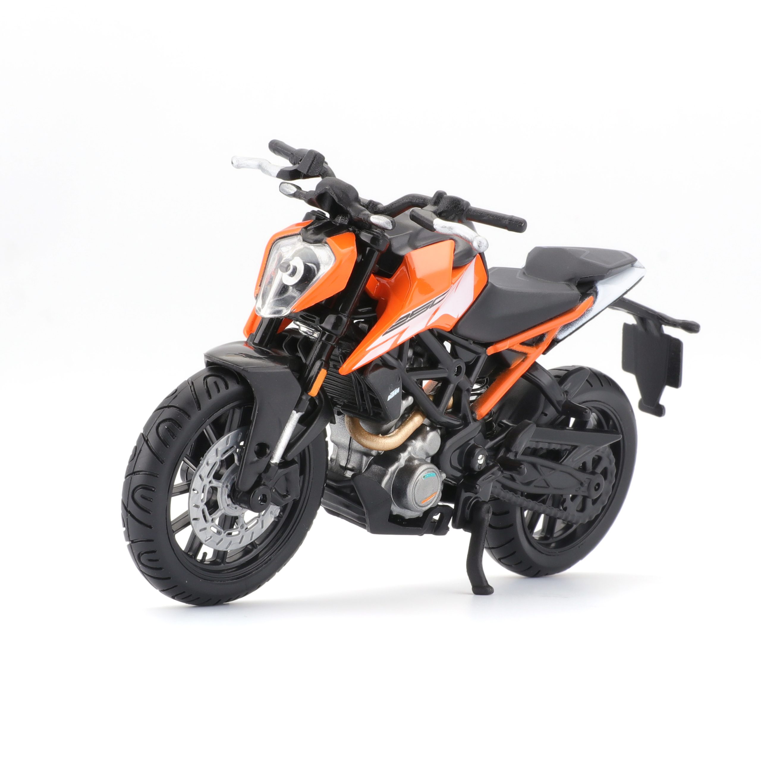 1:18 Bburago Motorcycle – KTM 250 Duke - Image 1