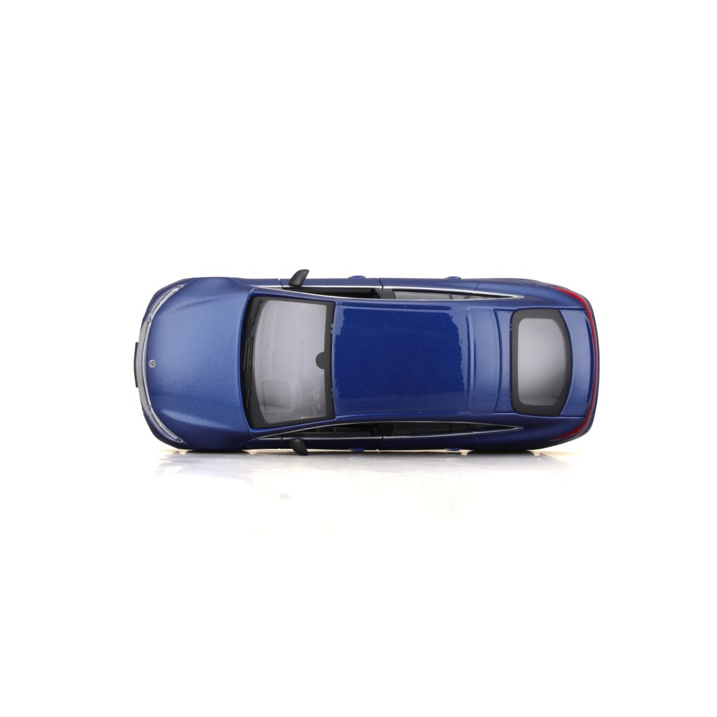 1:27 Maisto Special Edition - Mercedes-Benz EQS - Metallic Blue in Window Box