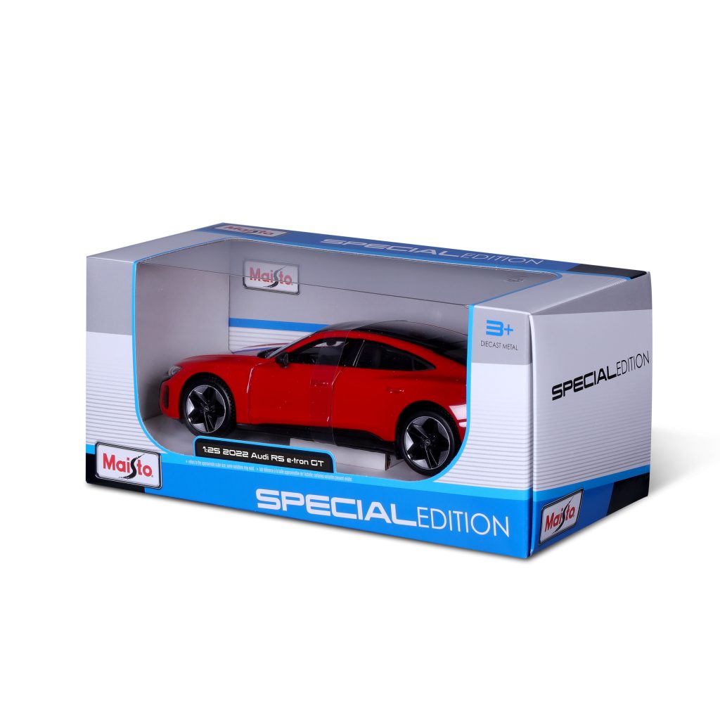 1:25 Maisto Special Edition - 2022 Audi RS E-Tron GT - Red in Window Box