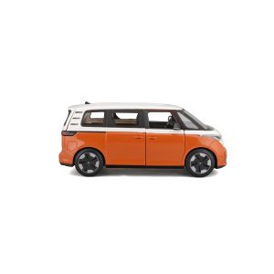 1:24 Maisto Special Edition – 2023 VW ID. BUZZ - White/Orange in Window Box - Image 9