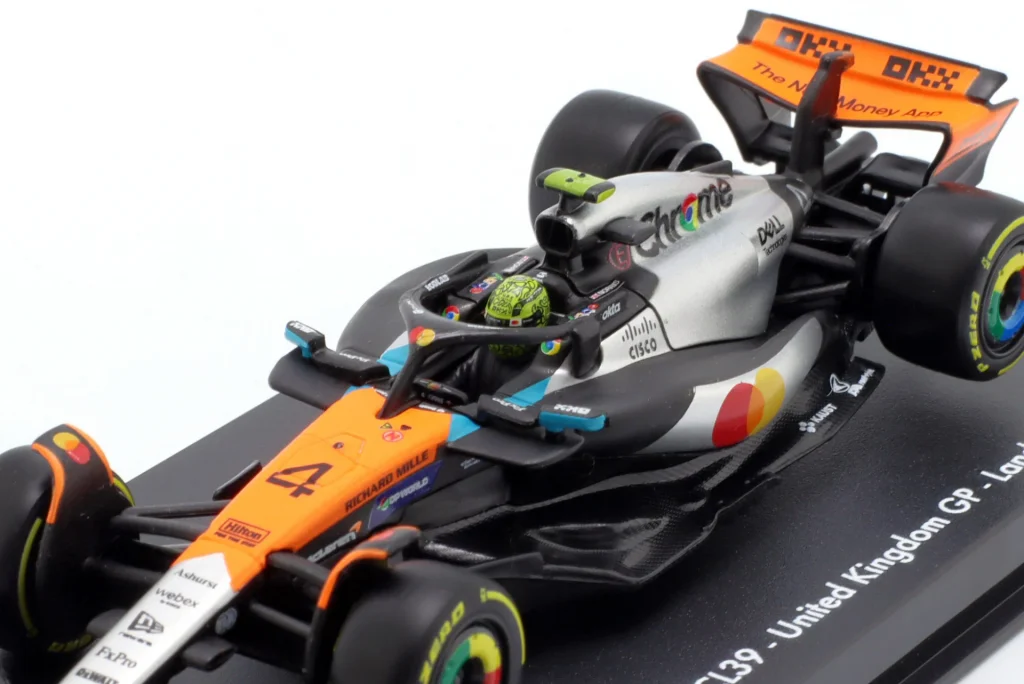 1:43 F1 2025 - McLaren MCL39 Special BritishGP Livery #4 Lando Norris in Acrylic Box