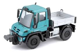 4.5" Mercedes - Benz Unimog - Image 2