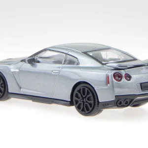 1:43 Bburago Street Fire - 2017 Nissan GT-R in Blister Card - Image 3